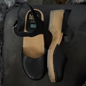 BRAND NEW MIA NAMBY Swedish Black Leather Wood Ankle Strap Clogs Mules 10